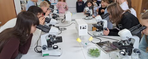 Vedátori v týždni vedy a techniky